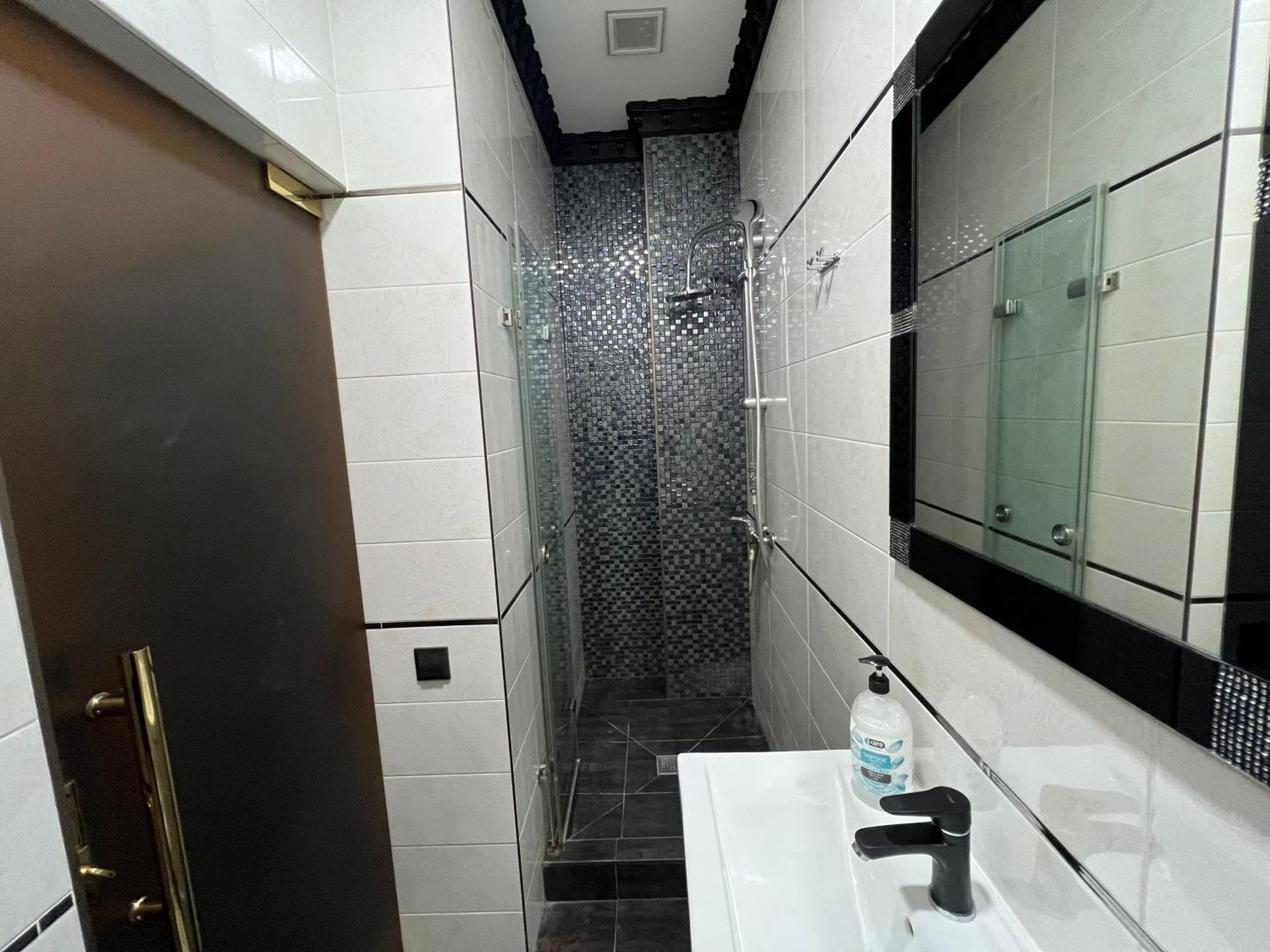 Center Apartment Chişinău Eksteriør billede