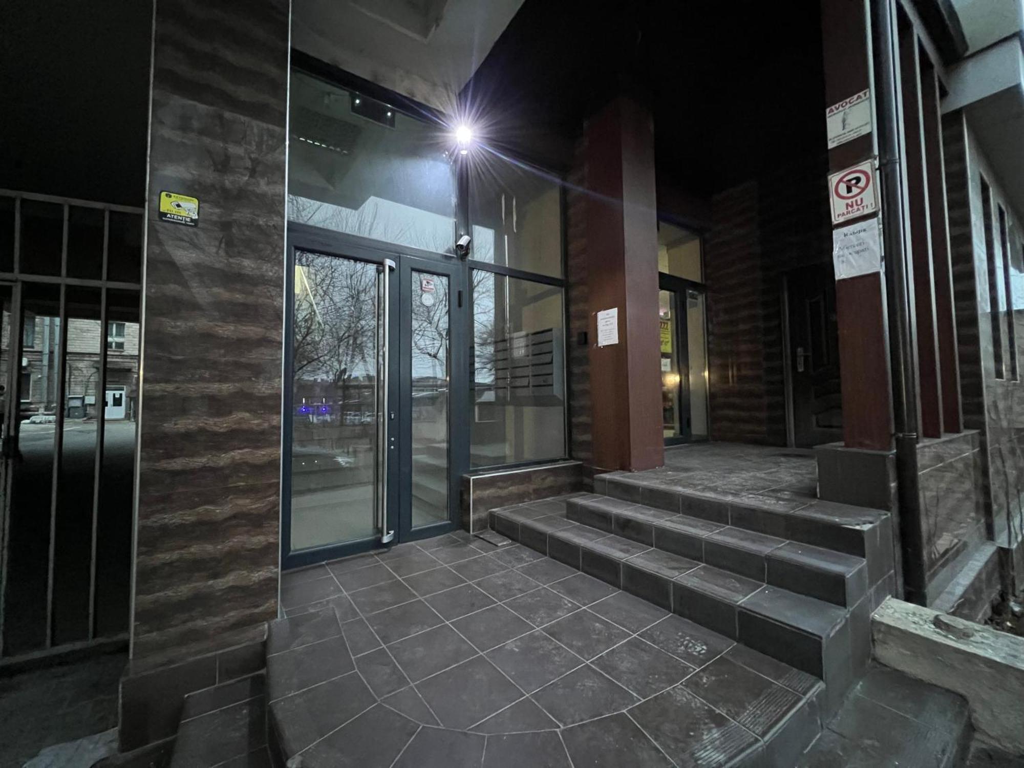 Center Apartment Chişinău Eksteriør billede