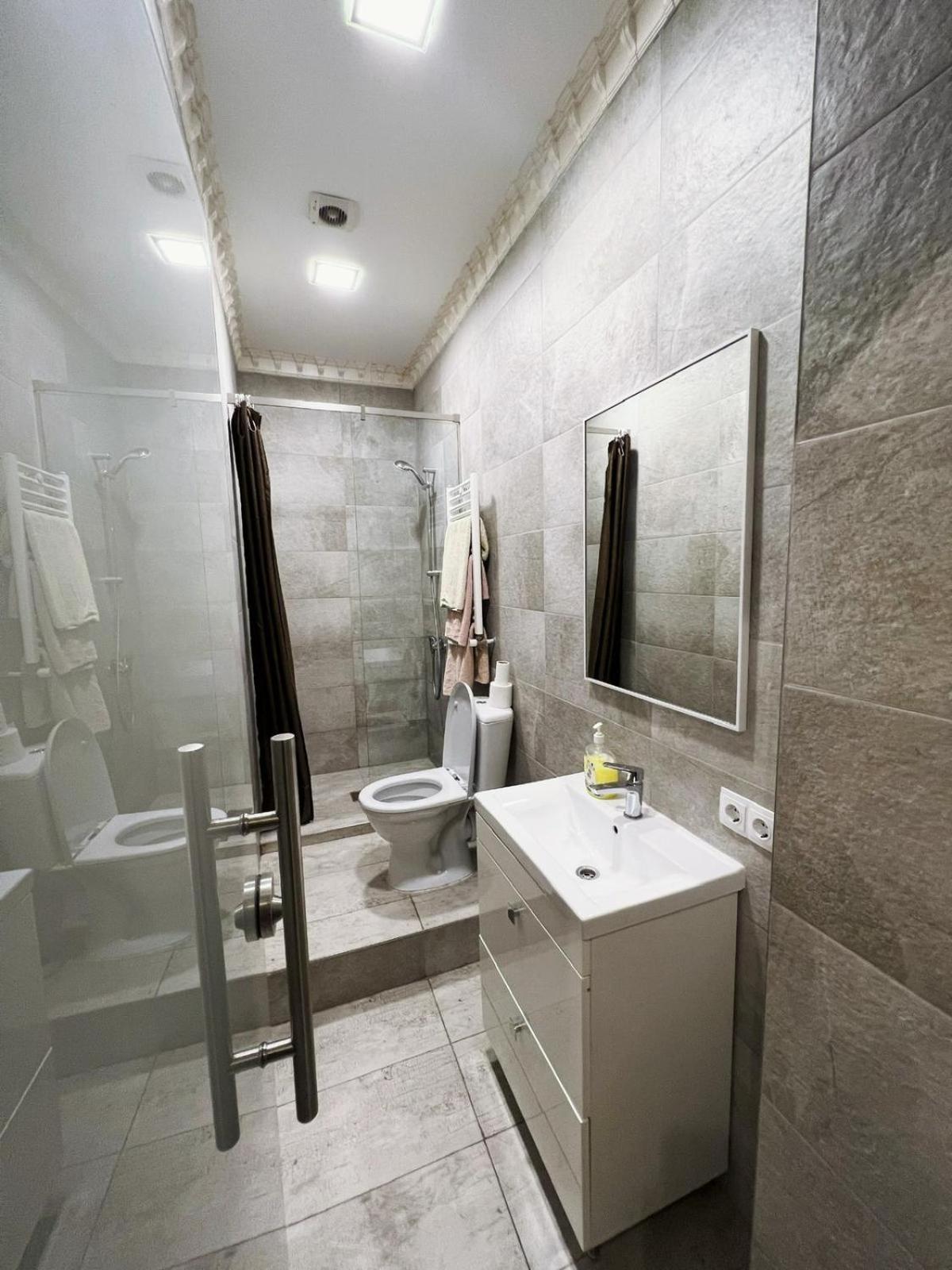 Center Apartment Chişinău Eksteriør billede